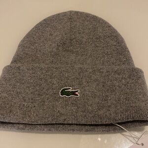 New LACOSTE GRAY BEANIE/SKUL HAT with famous green Croc